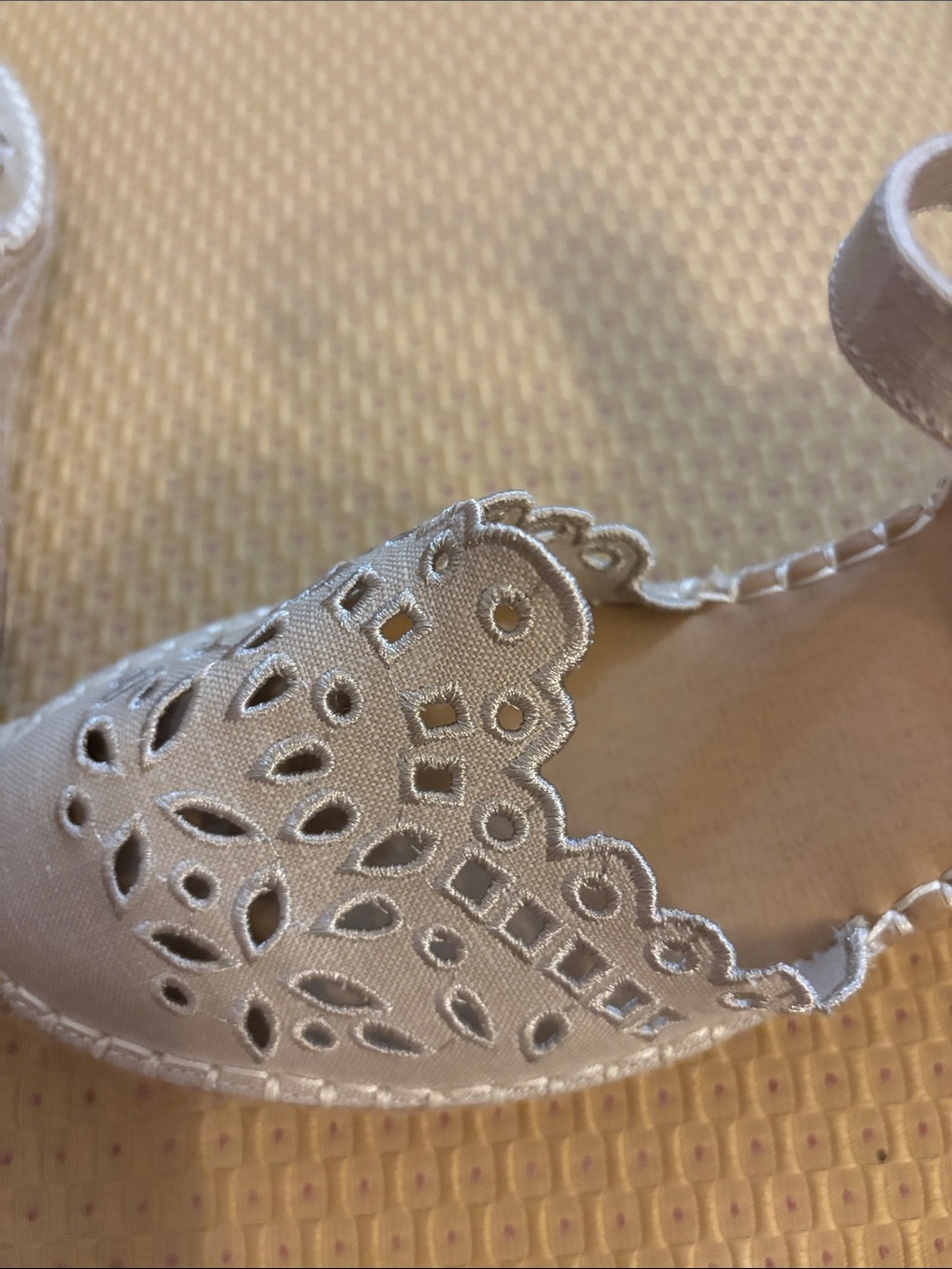 Tommy Bahama Shoes - Picture 6 of 6